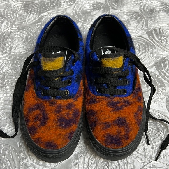 Vans Shoes - Vans Shoes size men’s 4.5. Women 6